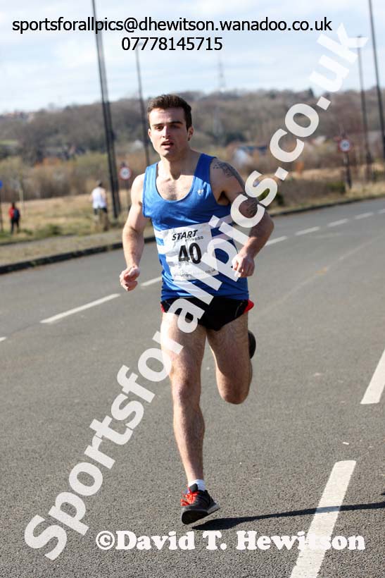 Senior mens Elswick Harriers Good Friday Road Relays. Photo: David T. Hewitson/Sports for All Pics